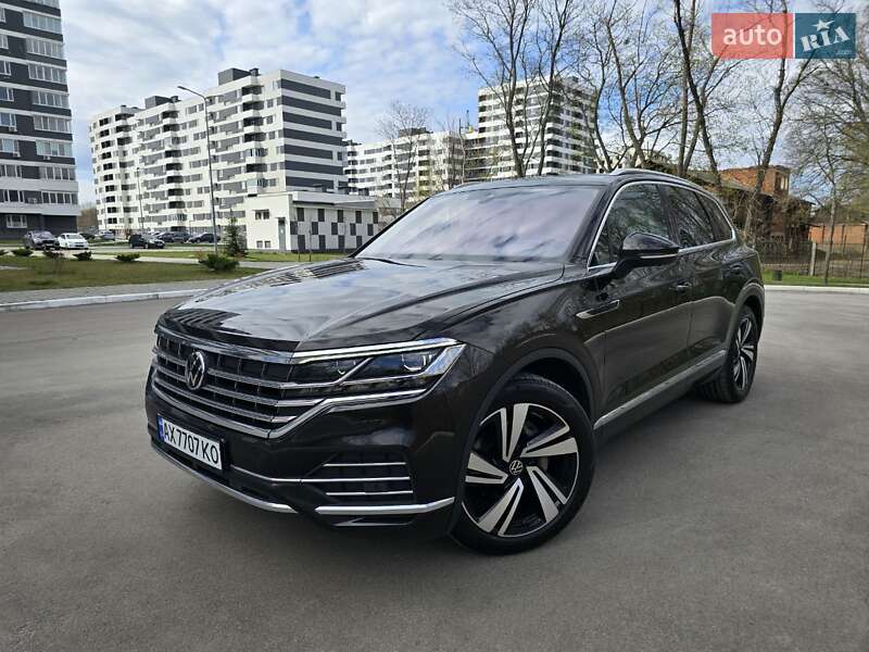 Внедорожник / Кроссовер Volkswagen Touareg 2021 в Харькове