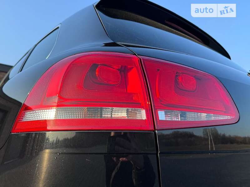 Внедорожник / Кроссовер Volkswagen Touareg 2016 в Черновцах фото 20 Внедорожник / Кроссовер Volkswagen Touareg 2016 в Черновцах