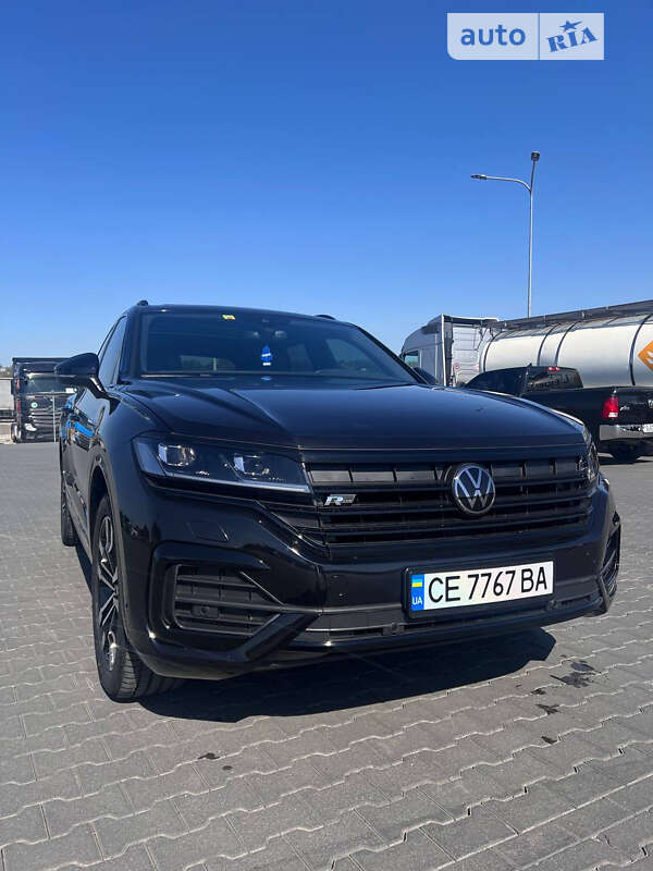 Внедорожник / Кроссовер Volkswagen Touareg 2018 в Черновцах