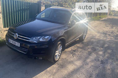 Позашляховик / Кросовер Volkswagen Touareg 2012 в Хмельницькому