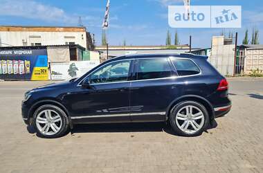 Внедорожник / Кроссовер Volkswagen Touareg 2015 в Кривом Роге