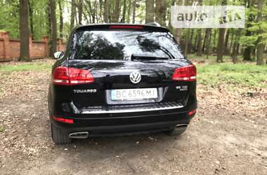 Позашляховик / Кросовер Volkswagen Touareg 2014 в Львові