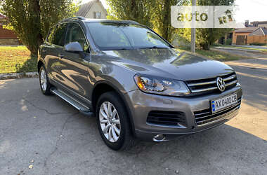 Внедорожник / Кроссовер Volkswagen Touareg 2010 в Харькове