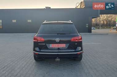 Внедорожник / Кроссовер Volkswagen Touareg 2015 в Одессе