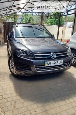 Позашляховик / Кросовер Volkswagen Touareg 2012 в Дніпрі