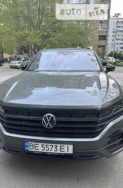 Внедорожник / Кроссовер Volkswagen Touareg 2020 в Южноукраинске