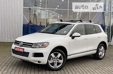 Позашляховик / Кросовер Volkswagen Touareg 2013 в Ужгороді