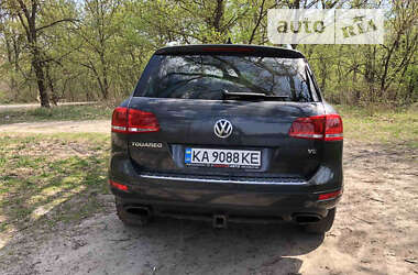 Позашляховик / Кросовер Volkswagen Touareg 2012 в Києві