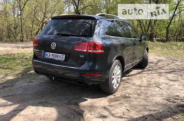 Позашляховик / Кросовер Volkswagen Touareg 2012 в Києві