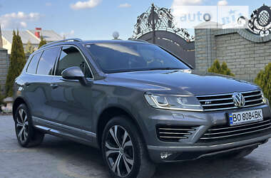 Внедорожник / Кроссовер Volkswagen Touareg 2017 в Тернополе