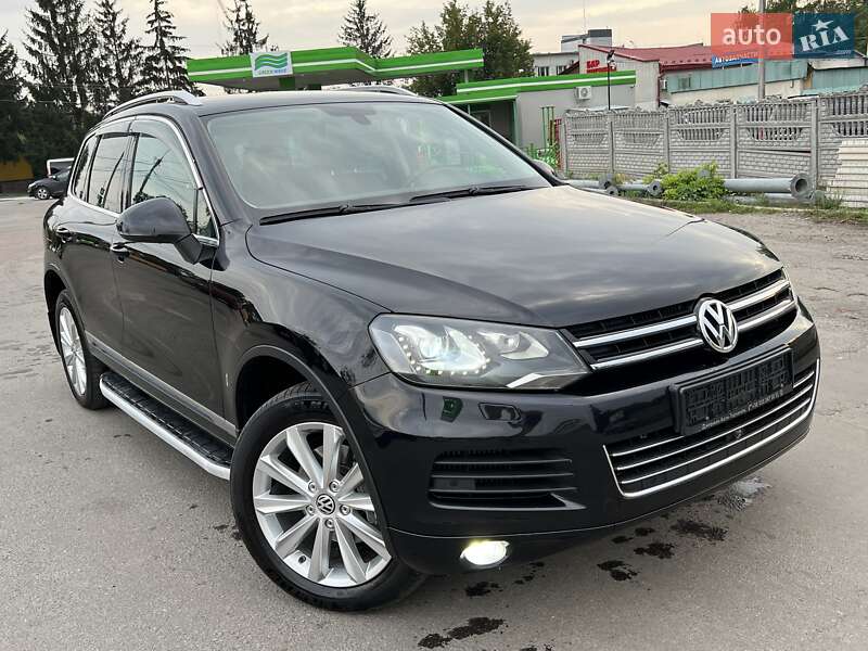 Позашляховик / Кросовер Volkswagen Touareg 2010 в Вінниці
