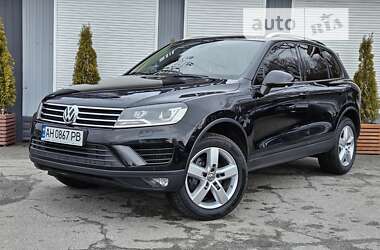 Внедорожник / Кроссовер Volkswagen Touareg 2017 в Киеве