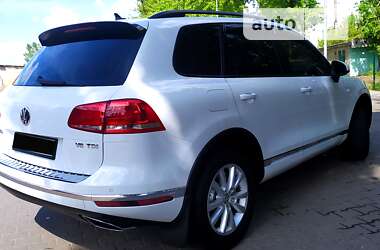 Внедорожник / Кроссовер Volkswagen Touareg 2014 в Кривом Роге