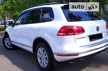 Позашляховик / Кросовер Volkswagen Touareg 2014 в Кривому Розі