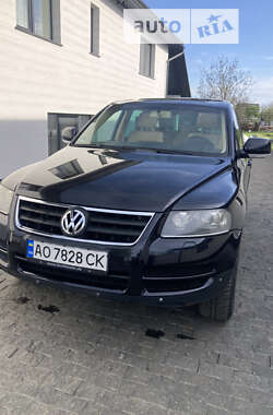 Внедорожник / Кроссовер Volkswagen Touareg 2006 в Тячеве