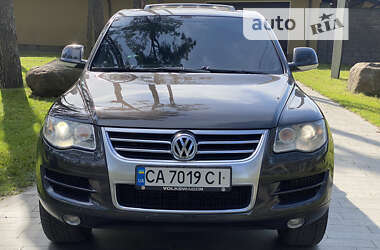 Внедорожник / Кроссовер Volkswagen Touareg 2007 в Житомире