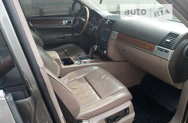 Внедорожник / Кроссовер Volkswagen Touareg 2008 в Хусте