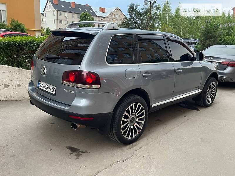 Позашляховик / Кросовер Volkswagen Touareg 2008 в Харкові