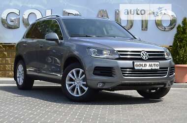 Внедорожник / Кроссовер Volkswagen Touareg 2013 в Одессе