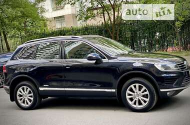 Позашляховик / Кросовер Volkswagen Touareg 2014 в Києві