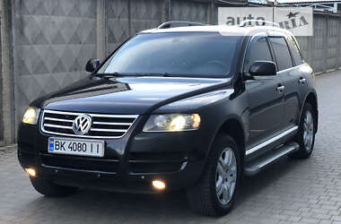 Внедорожник / Кроссовер Volkswagen Touareg 2006 в Одессе