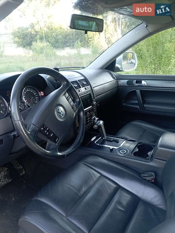 Внедорожник / Кроссовер Volkswagen Touareg 2008 в Киеве