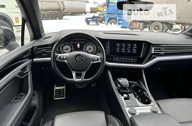 Позашляховик / Кросовер Volkswagen Touareg 2019 в Черкасах