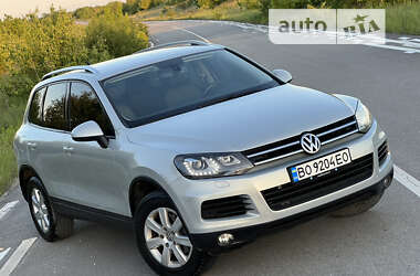 Внедорожник / Кроссовер Volkswagen Touareg 2013 в Тернополе