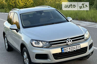 Позашляховик / Кросовер Volkswagen Touareg 2013 в Тернополі