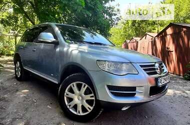 Внедорожник / Кроссовер Volkswagen Touareg 2007 в Днепре