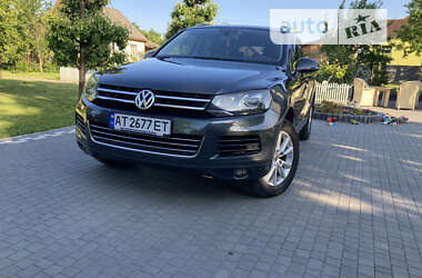 Внедорожник / Кроссовер Volkswagen Touareg 2011 в Коломые