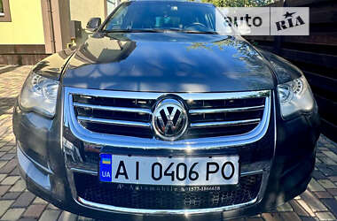 Позашляховик / Кросовер Volkswagen Touareg 2009 в Києві