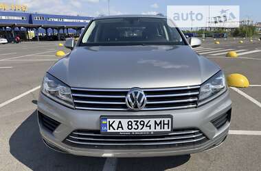 Внедорожник / Кроссовер Volkswagen Touareg 2017 в Киеве