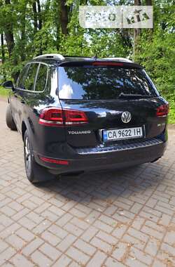 Внедорожник / Кроссовер Volkswagen Touareg 2013 в Черкассах