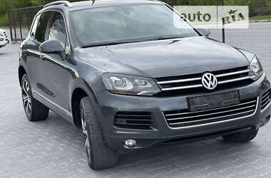 Внедорожник / Кроссовер Volkswagen Touareg 2013 в Тернополе