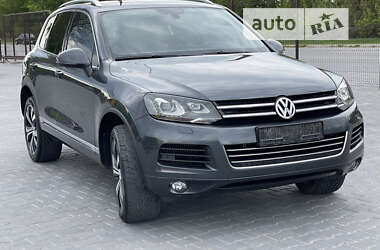 Внедорожник / Кроссовер Volkswagen Touareg 2013 в Тернополе