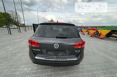 Внедорожник / Кроссовер Volkswagen Touareg 2013 в Тернополе