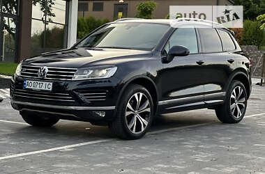 Позашляховик / Кросовер Volkswagen Touareg 2017 в Ужгороді