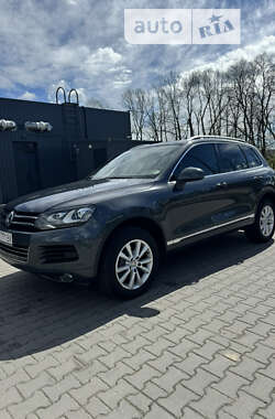 Внедорожник / Кроссовер Volkswagen Touareg 2012 в Ивано-Франковске