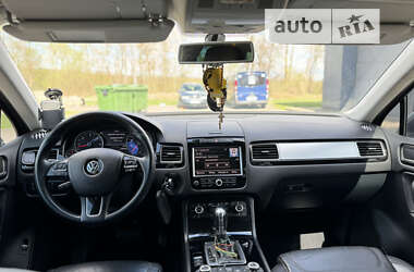 Позашляховик / Кросовер Volkswagen Touareg 2012 в Івано-Франківську