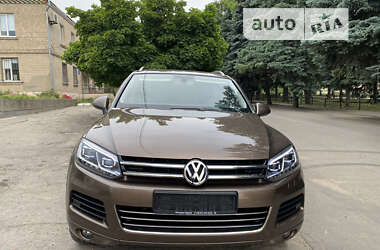 Позашляховик / Кросовер Volkswagen Touareg 2012 в Краснограді