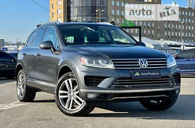 Volkswagen Touareg 2015