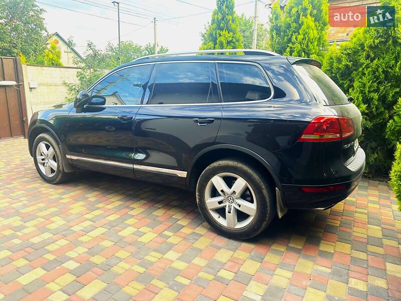 Внедорожник / Кроссовер Volkswagen Touareg 2013 в Днепре фото 3 Внедорожник / Кроссовер Volkswagen Touareg 2013 в Днепре