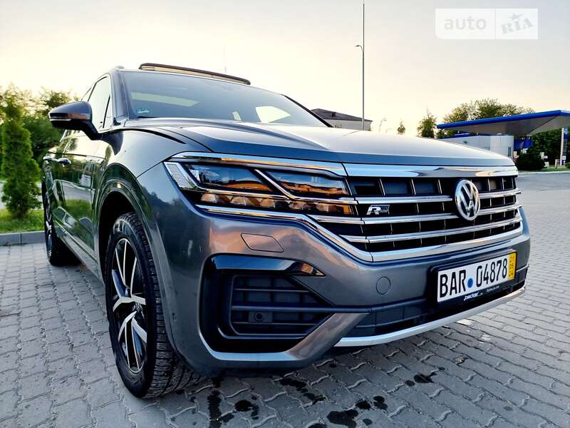 Внедорожник / Кроссовер Volkswagen Touareg 2018 в Гусятине