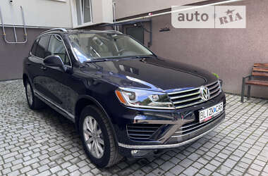 Внедорожник / Кроссовер Volkswagen Touareg 2017 в Коломые