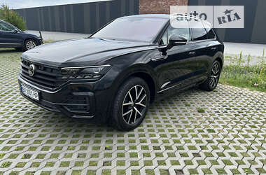 Внедорожник / Кроссовер Volkswagen Touareg 2023 в Хмельницком