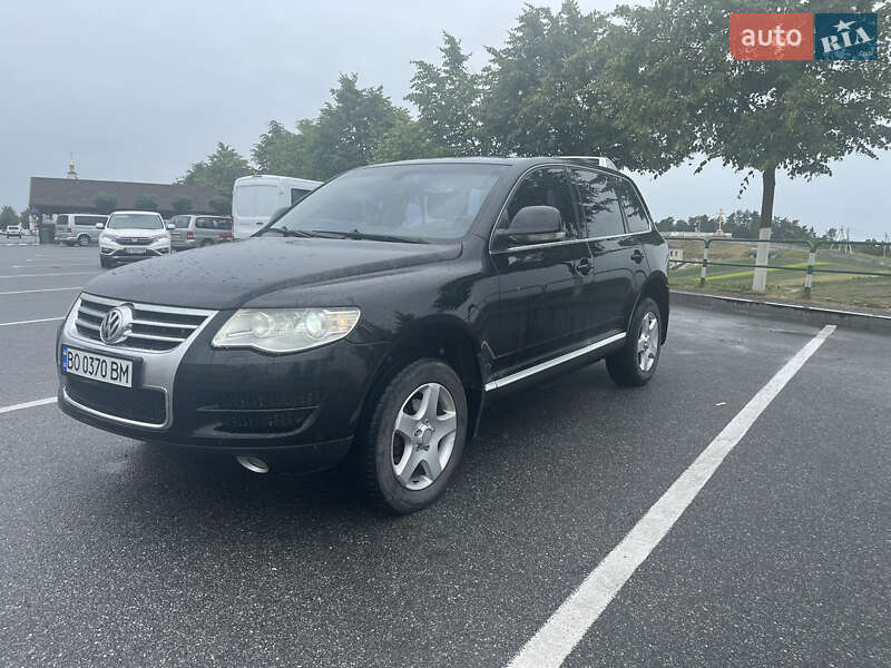 Позашляховик / Кросовер Volkswagen Touareg 2008 в Кременці