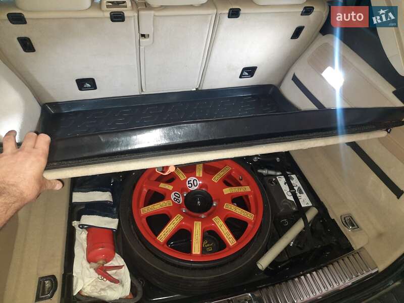 Внедорожник / Кроссовер Volkswagen Touareg 2015 в Запорожье