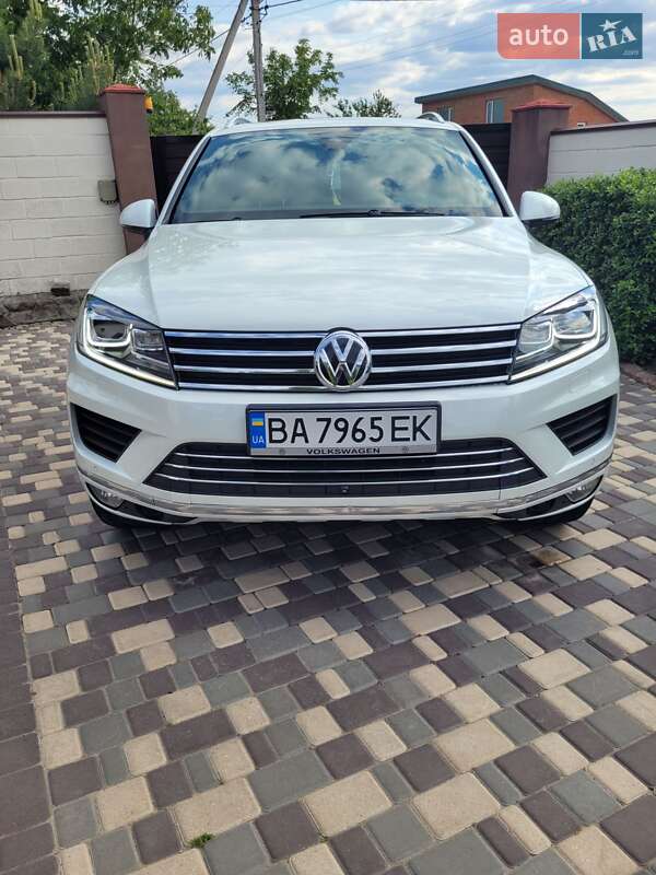 Volkswagen Touareg 2015