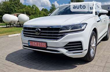 Позашляховик / Кросовер Volkswagen Touareg 2021 в Тернополі